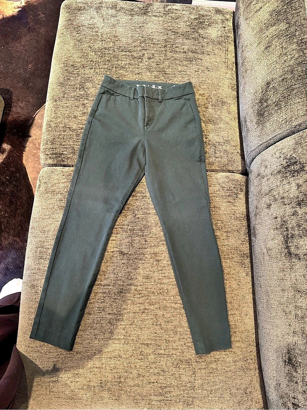 Old Navy High-Rise Pixie Secret-Smooth Pockets Pants Green Skinny Pants Size 2
